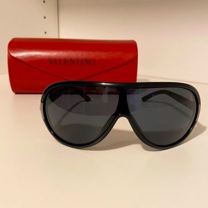 Valentino Unisex Aviator Sunglasses